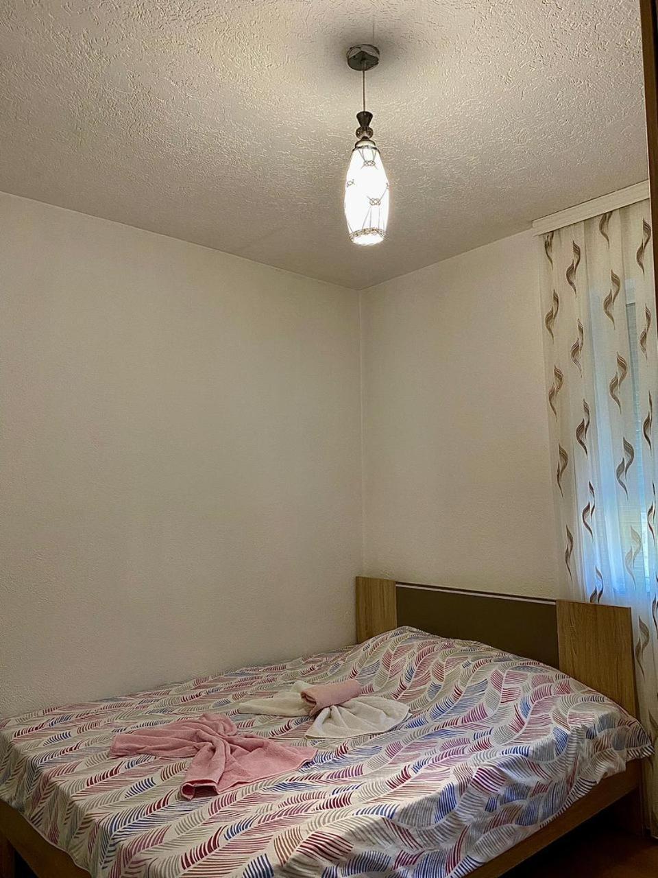 Lola Guest House Vuthaj 외부 사진